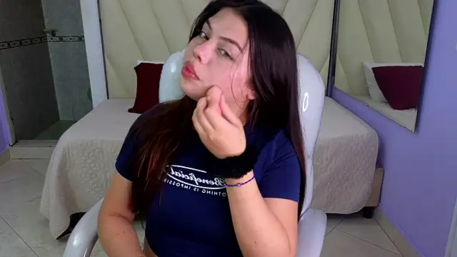 Snapshot of Sexy_paradise18_ chatting on January 10, 2025, 8:29 am Sexy paradise18 online show from January 10, 2025, 8:29 am