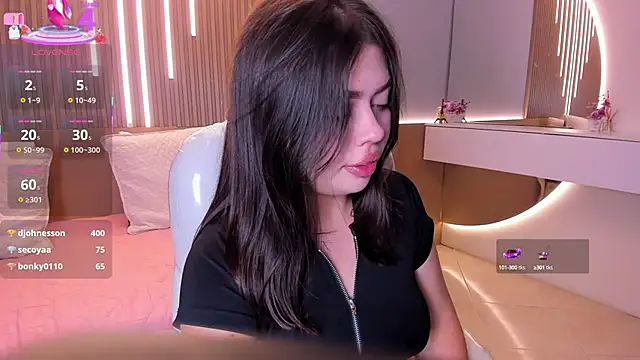 Sexy paradise18  online show from October 4, 2025, 3:48 am