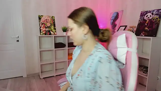 Lasly Fox online show from February 18, 2026, 12:17 am