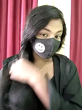 Myra-sen online show from October 6, 2025, 3:26 am