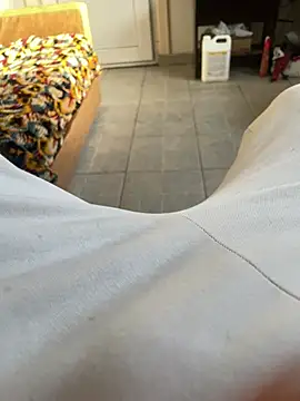 nik99xxx online show from March 24, 2026, 2:33 pm