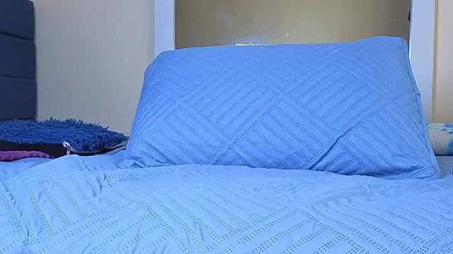 cameron cum online show from July 28, 2026, 1:10 pm