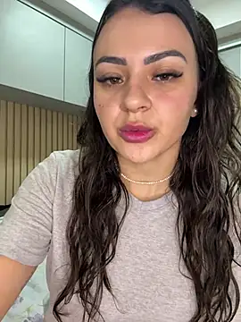 Snapshot of carol_amorim chatting on December 14, 2024, 11:12 pm carol amorim online show from December 14, 2024, 11:12 pm