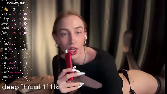 Avril Pearly  online show from January 18, 2025, 9:55 pm