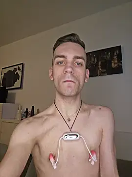 nickdtr online show from November 15, 2025, 4:47 pm