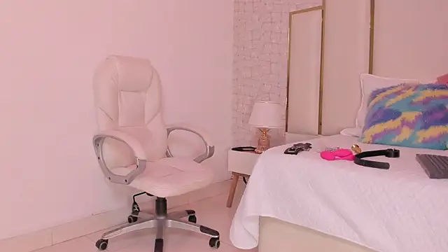 Victoriaa millers online show from January 20, 2025, 3:04 am