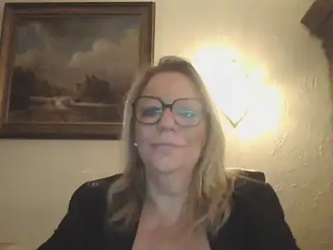 Silkesquirt online show from January 13, 2025, 7:32 am