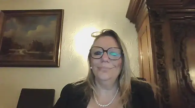 Silkesquirt online show from January 21, 2025, 7:04 am