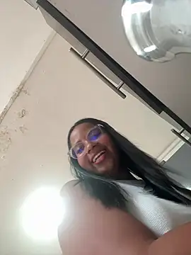 Snapshot of SussiSotto chatting on December 15, 2024, 12:38 pm SussiSotto online show from December 15, 2024, 12:38 pm