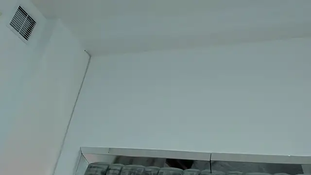 Snapshot of SussiSotto chatting on December 15, 2024, 6:48 pm SussiSotto online show from December 15, 2024, 6:48 pm