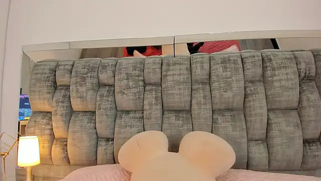 Snapshot of SussiSotto chatting on December 16, 2024, 4:16 pm SussiSotto online show from December 16, 2024, 4:16 pm