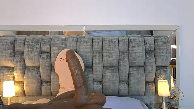 Snapshot of SussiSotto chatting on December 29, 2024, 6:16 pm SussiSotto online show from December 29, 2024, 6:16 pm