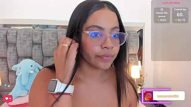 Snapshot of SussiSotto chatting on February 18, 2025, 3:21 pm SussiSotto online show from February 18, 2025, 3:21 pm