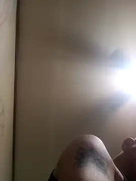 Snapshot of gettinit2wice chatting on March 13, 2025, 8:04 am gettinit2wice online show from March 13, 2025, 8:04 am