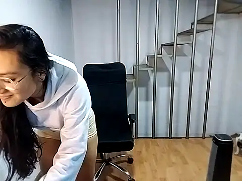 Snapshot of Jessie_Desire chatting on February 17, 2025, 2:53 am Jessie Desire online show from February 17, 2025, 2:53 am