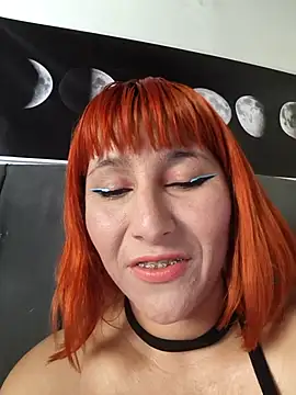 florecita9 online show from December 4, 2025, 5:21 pm