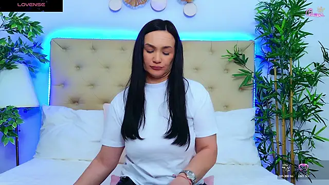 DaliyaArabian online show from March 13, 2026, 1:18 pm