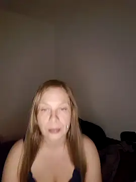 Snapshot of katiestevens chatting on September 25, 2025, 9:07 pm katiestevens online show from September 25, 2025, 9:07 pm