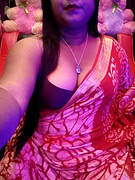 Snapshot of ella_mariya chatting on October 11, 2025, 10:14 am ella mariya online show from October 11, 2025, 10:14 am