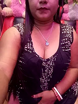 Snapshot of ella_mariya chatting on October 20, 2025, 6:58 am ella mariya online show from October 20, 2025, 6:58 am