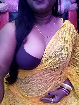 Snapshot of ella_mariya chatting on November 3, 2025, 2:51 pm ella mariya online show from November 3, 2025, 2:51 pm