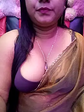 Snapshot of ella_mariya chatting on November 23, 2025, 2:28 pm ella mariya online show from November 23, 2025, 2:28 pm