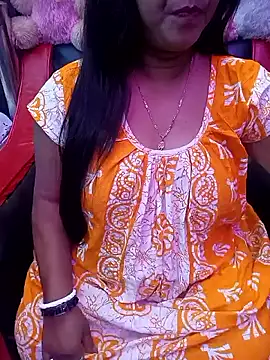 Snapshot of ella_mariya chatting on February 17, 2026, 1:57 am ella mariya online show from February 17, 2026, 1:57 am