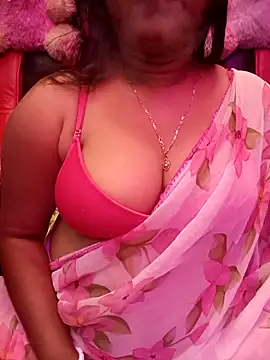 Snapshot of ella_mariya chatting on February 28, 2026, 1:45 pm ella mariya online show from February 28, 2026, 1:45 pm