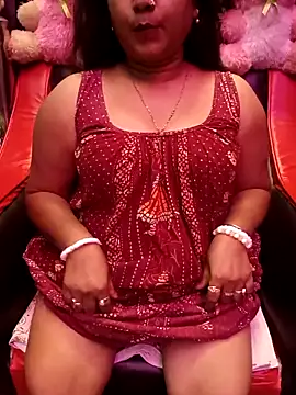 Snapshot of ella_mariya chatting on March 2, 2026, 1:51 pm ella mariya online show from March 2, 2026, 1:51 pm