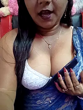 Snapshot of ella_mariya chatting on March 31, 2026, 10:26 am ella mariya online show from March 31, 2026, 10:26 am