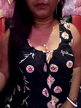 Snapshot of ella_mariya chatting on April 12, 2026, 7:19 pm ella mariya online show from April 12, 2026, 7:19 pm