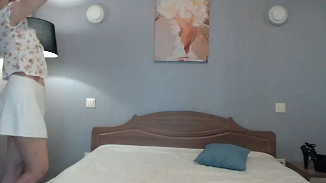 Snapshot of AvelinaLeoni chatting on February 8, 2025, 3:53 pm AvelinaLeoni online show from February 8, 2025, 3:53 pm