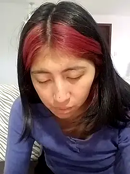 sarah12333 online show from July 11, 2026, 11:06 pm
