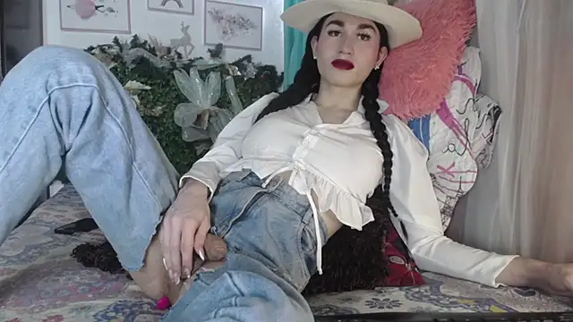 rosalynda-collen online show from December 11, 2024, 7:36 pm