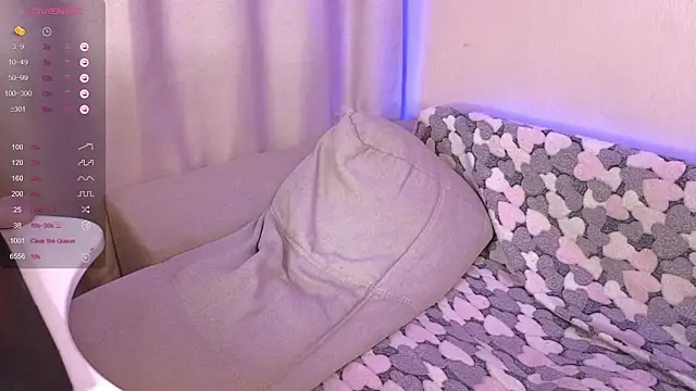 Snapshot of EkaterinaUpple chatting on December 26, 2024, 8:11 pm EkaterinaUpple online show from December 26, 2024, 8:11 pm