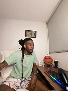 Snapshot of Malkon_Big chatting on September 14, 2025, 12:10 am Malkon Big online show from September 14, 2025, 12:10 am