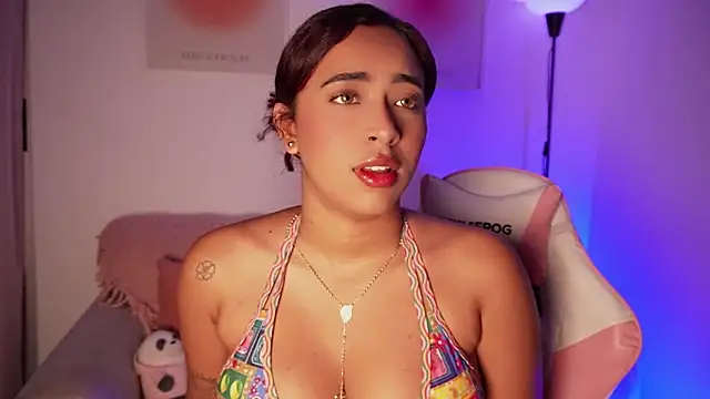 MavyStar online show from March 3, 2026, 1:23 am