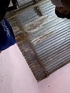 Sur1711 online show from January 5, 2026, 7:17 pm