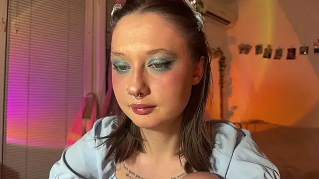 Jenny darling love online show from July 12, 2026, 7:16 pm