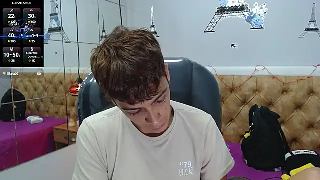 Snapshot of SkinnyBoy_ chatting on February 19, 2025, 9:58 pm SkinnyBoy online show from February 19, 2025, 9:58 pm