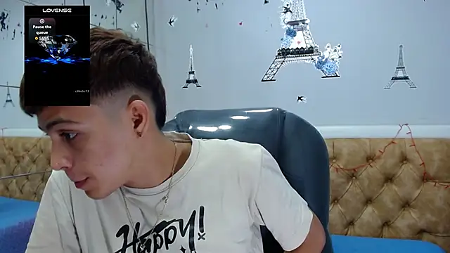 Snapshot of SkinnyBoy_ chatting on March 2, 2025, 1:38 pm SkinnyBoy online show from March 2, 2025, 1:38 pm