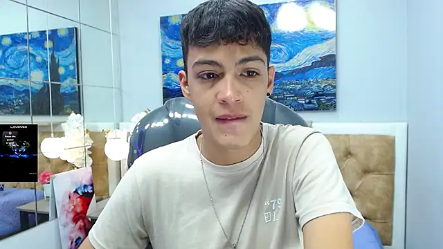 Snapshot of SkinnyBoy_ chatting on September 14, 2025, 12:48 pm SkinnyBoy online show from September 14, 2025, 12:48 pm