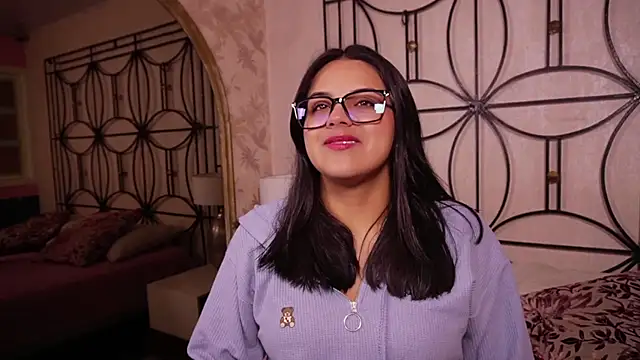 Sophia wilsonn  online show from February 12, 2026, 10:32 am