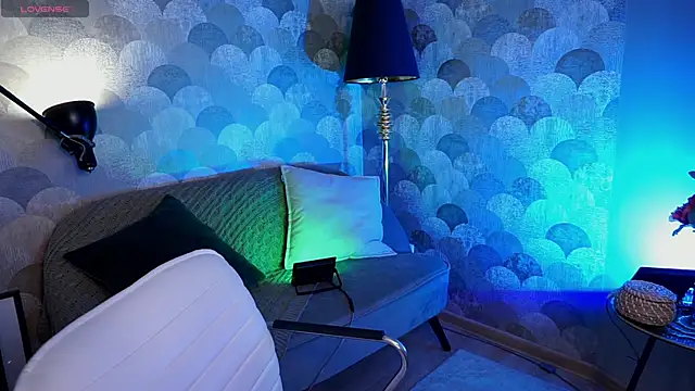 UmaTruewoman online show from December 11, 2024, 12:23 pm