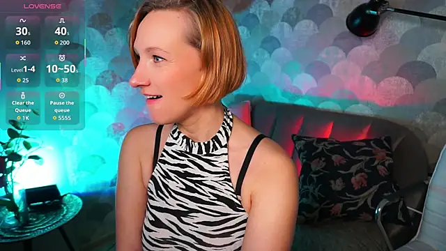 UmaTruewoman online show from October 5, 2025, 5:39 am