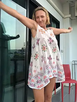 UmaTruewoman online show from April 10, 2026, 12:27 am