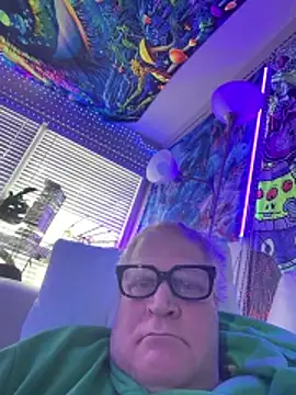 Snapshot of Mimmoromeo1973 chatting on February 9, 2026, 6:34 pm Mimmoromeo1973 online show from February 9, 2026, 6:34 pm