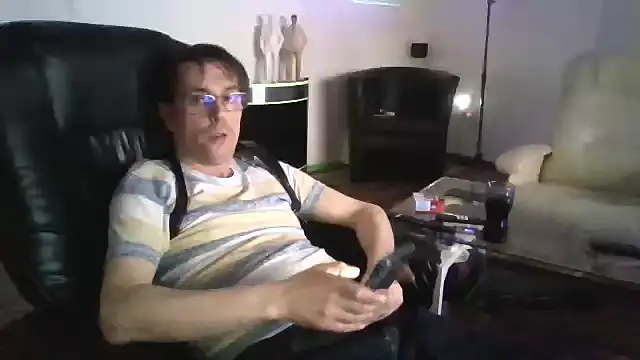 Minm666 online show from February 1, 2025, 10:44 pm