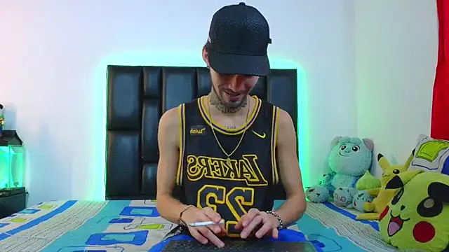 Brutal Sex Fucking online show from June 2, 2026, 10:12 pm