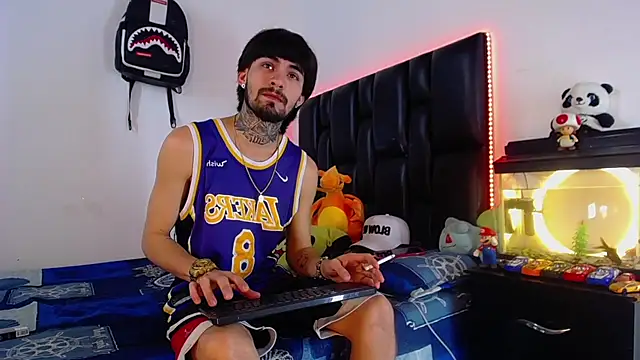 Brutal Sex Fucking online show from July 13, 2026, 9:28 pm